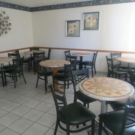 Super 8 By Wyndham Ogallala Luaran gambar