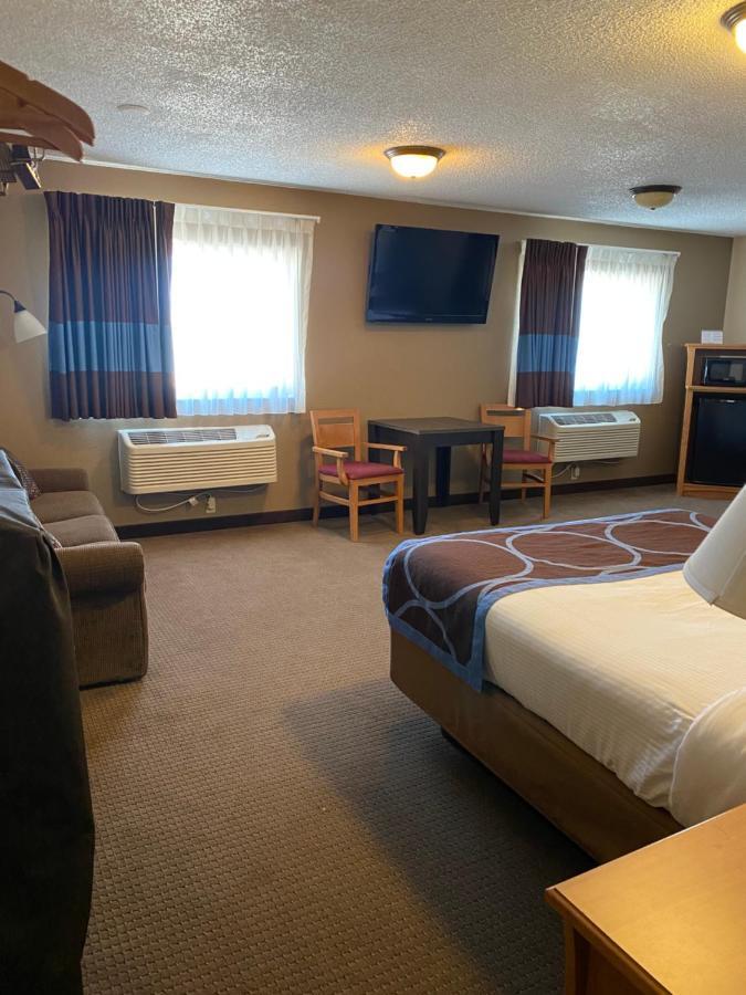 Super 8 By Wyndham Ogallala Luaran gambar