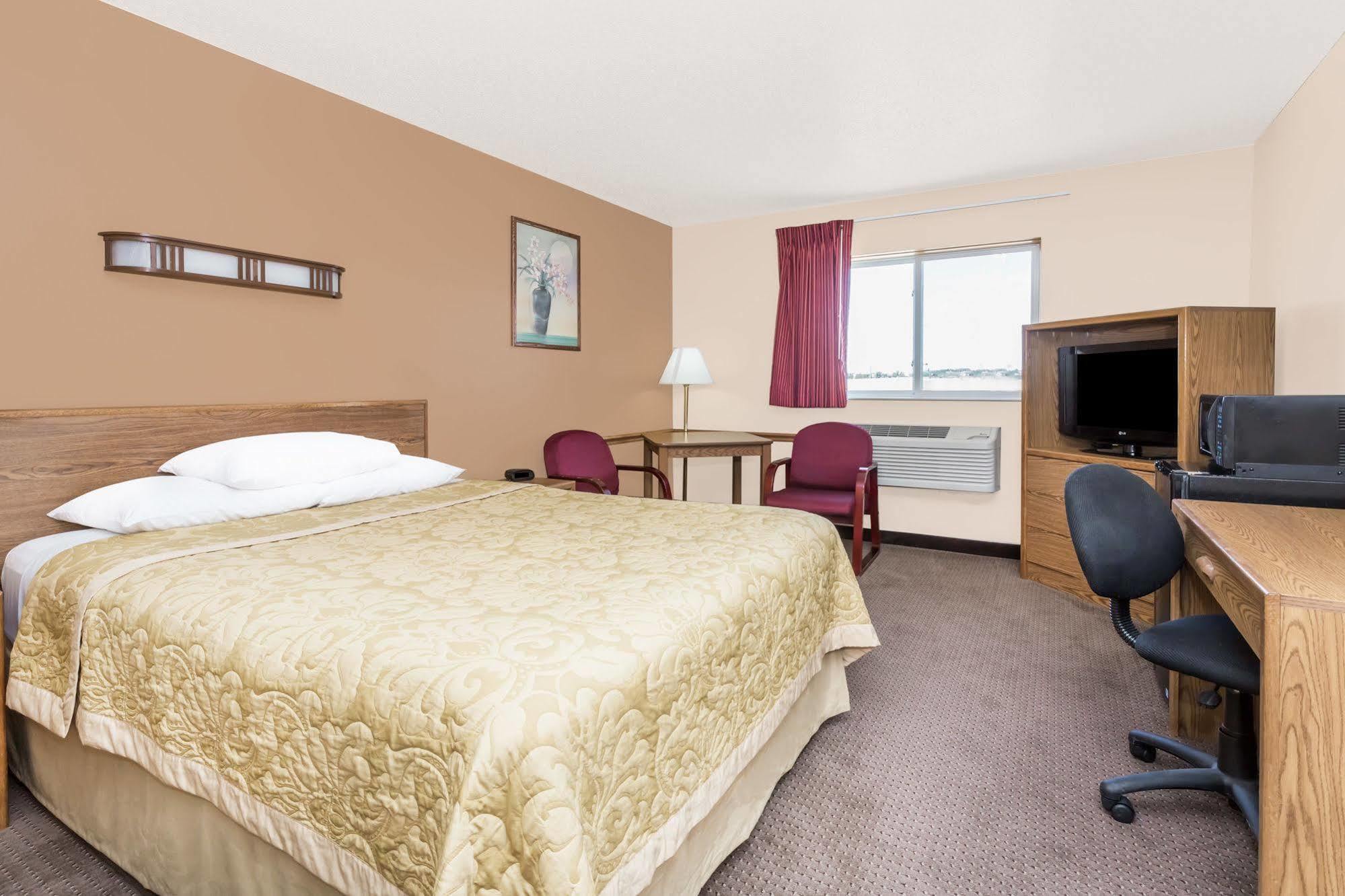 Super 8 By Wyndham Ogallala Luaran gambar