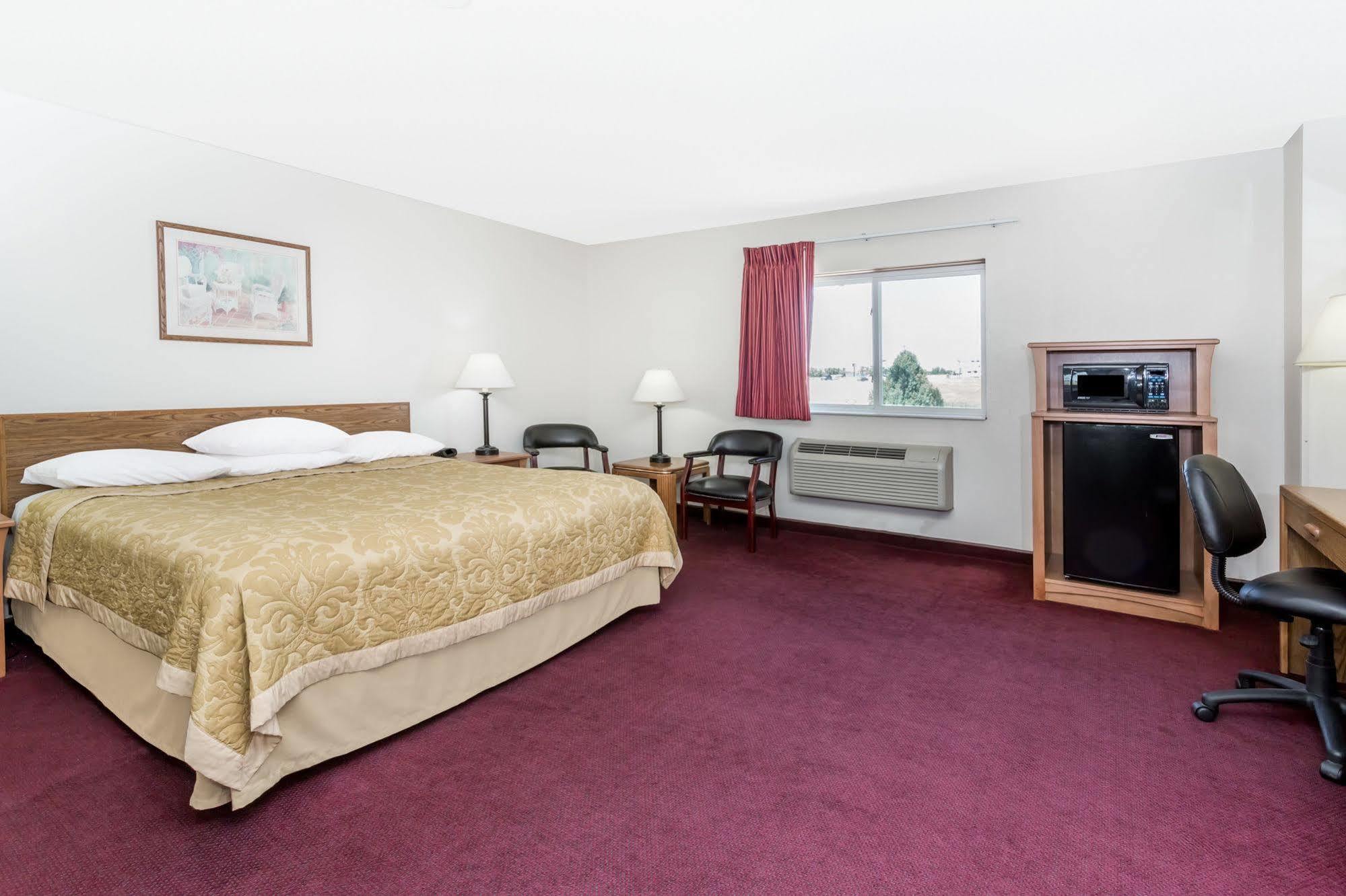 Super 8 By Wyndham Ogallala Luaran gambar